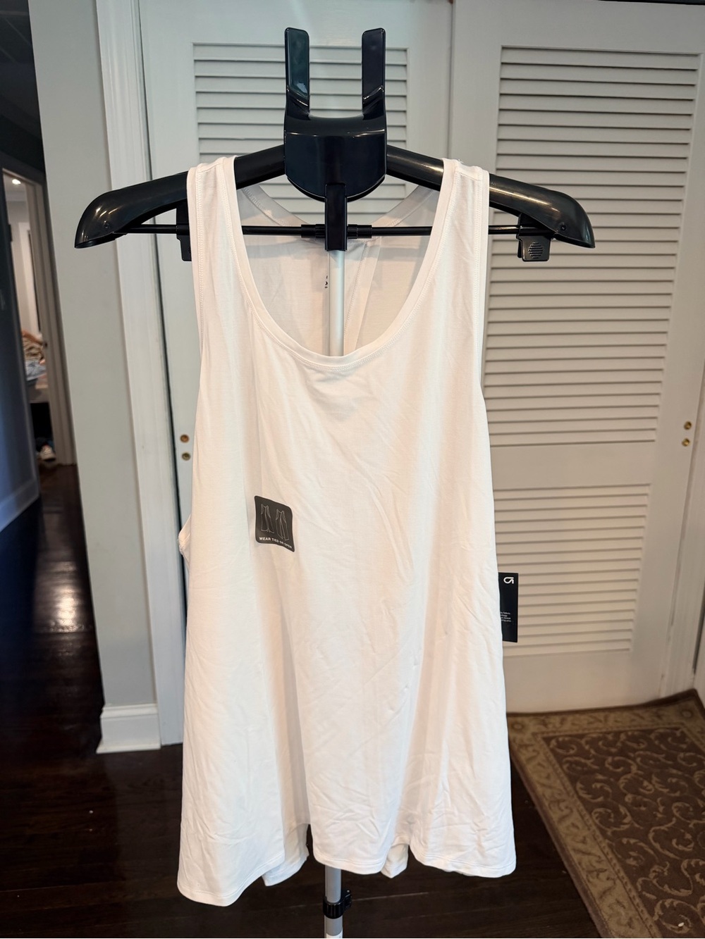 Women's White GapFit Tank Top. NWT.